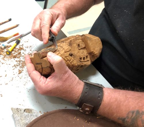 Gary Freer 's Carving