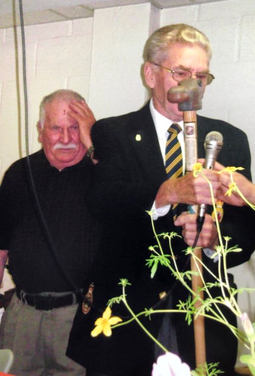 Carving Canes Honor Vets