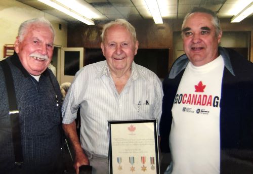 Carving Canes Honor Vets
