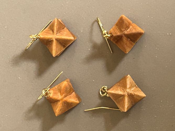 Harvey Osborne's Carving